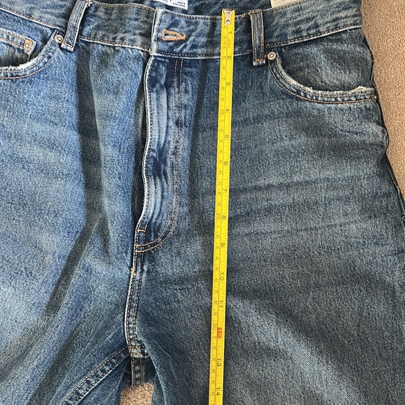 Bershka High Waist Straight Jean NWOT - Picture 9 of 9